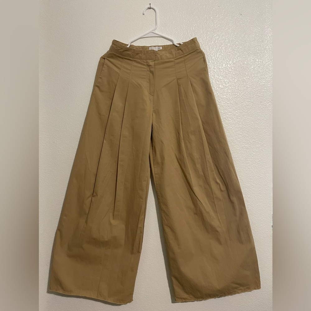 Khaki wide leg/square pants